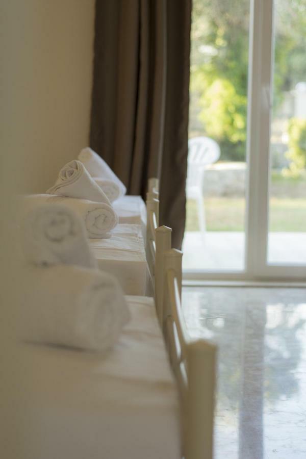 Bed & Breakfast Luca Mare Gouvia